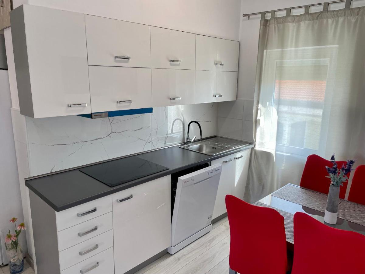 Apartment Roko Vir Exteriér fotografie
